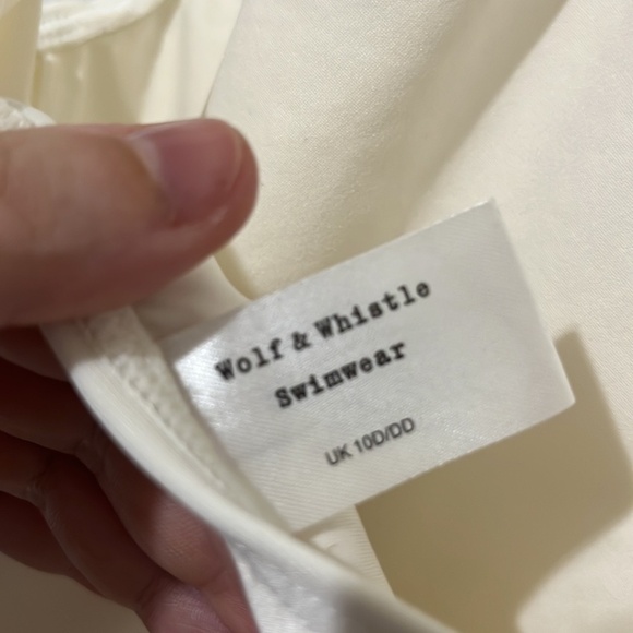 Wolf & Whistle Boho 1 Piece Cream Swimsuit - Picture 4 of 4